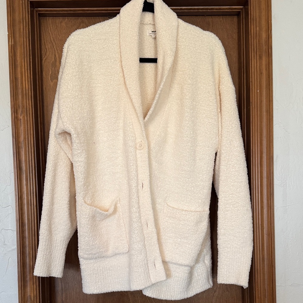 Aerie marshmallow cardigan